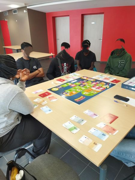 Sensibiliser à la gestion budgétaire grâce au jeu